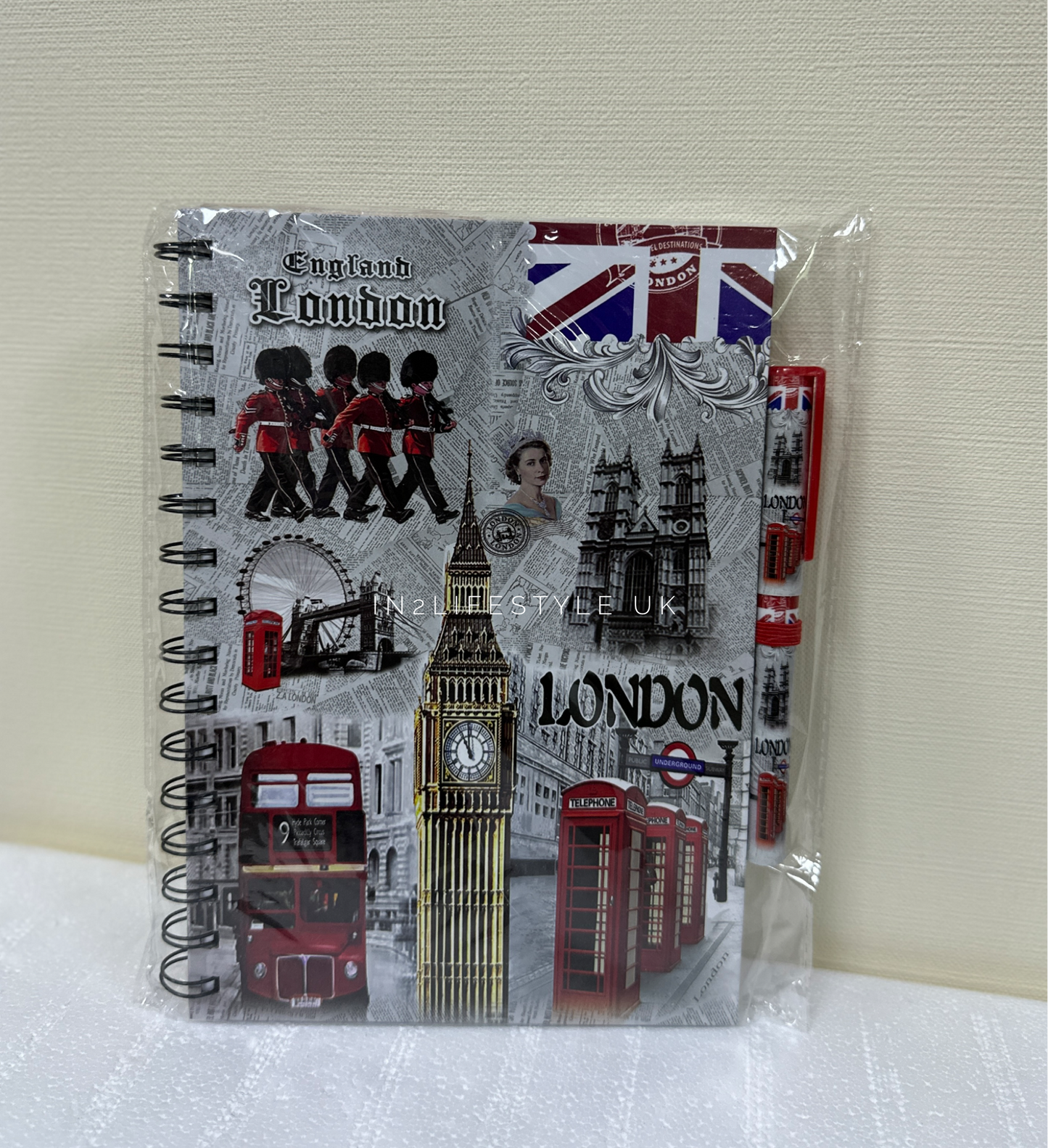 London Souvenir Notebook and Pen Set