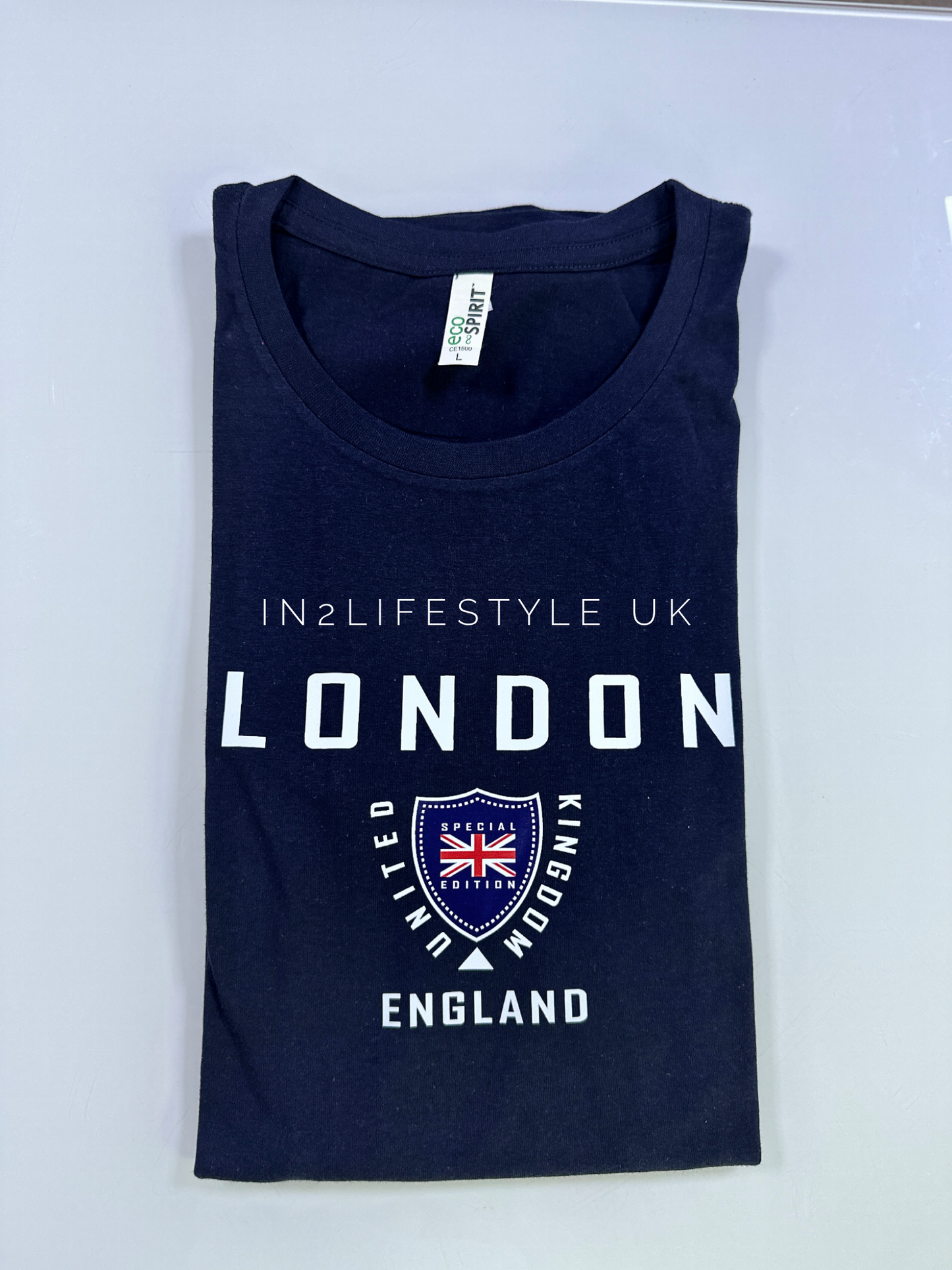 LST27 Standard London T-shirt