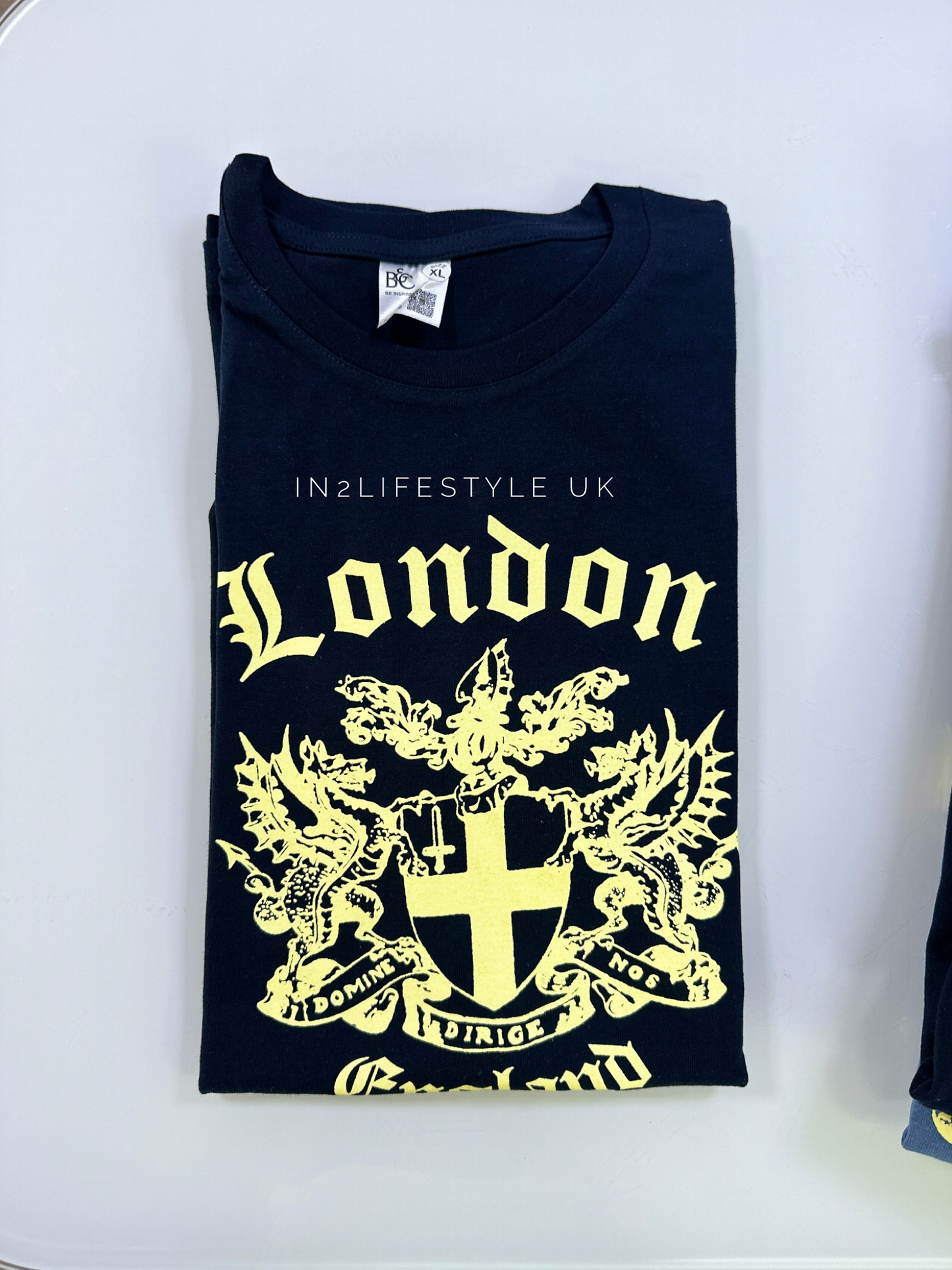 LST05 Standard London Tshirt