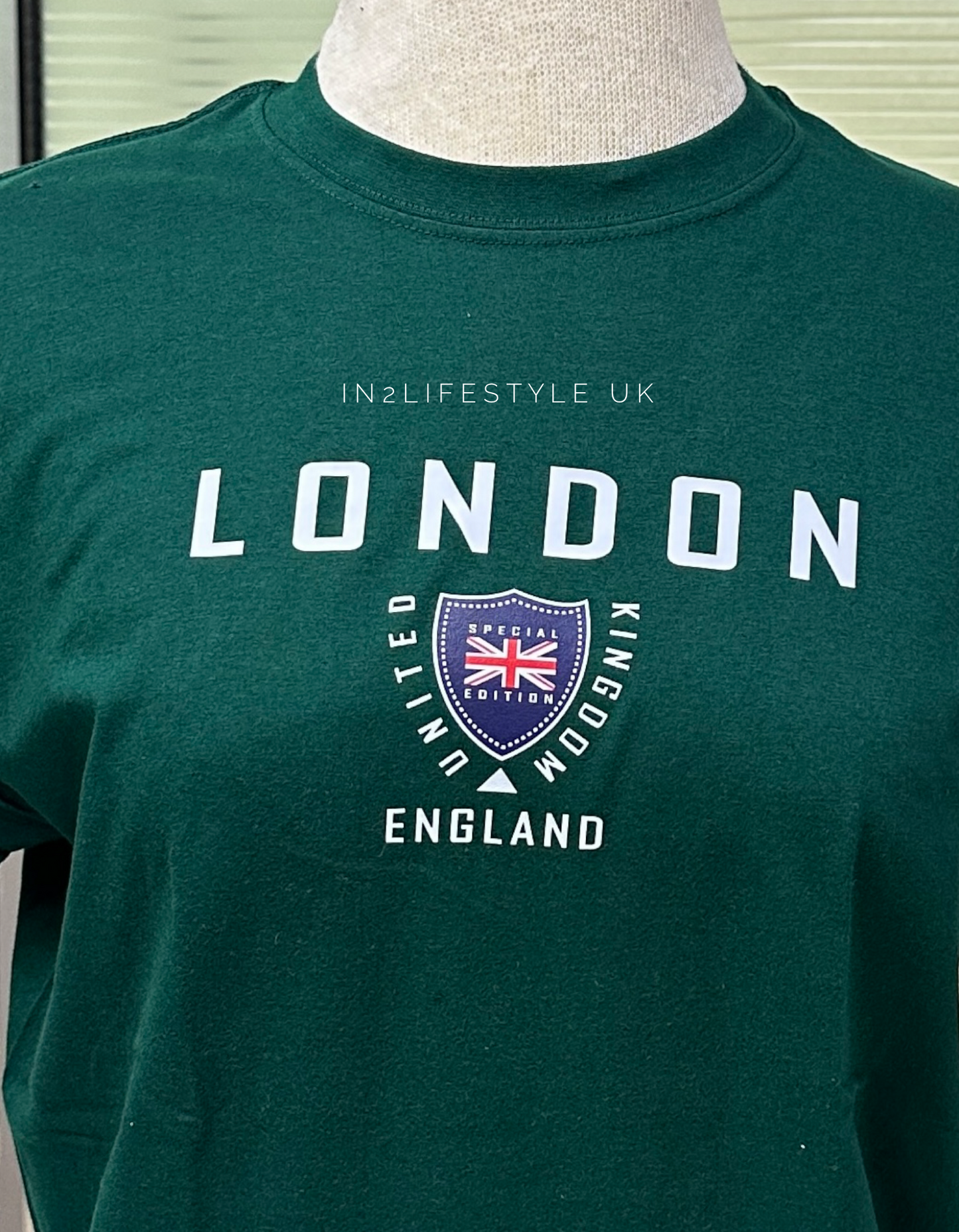 LST22 Standard London T-shirt