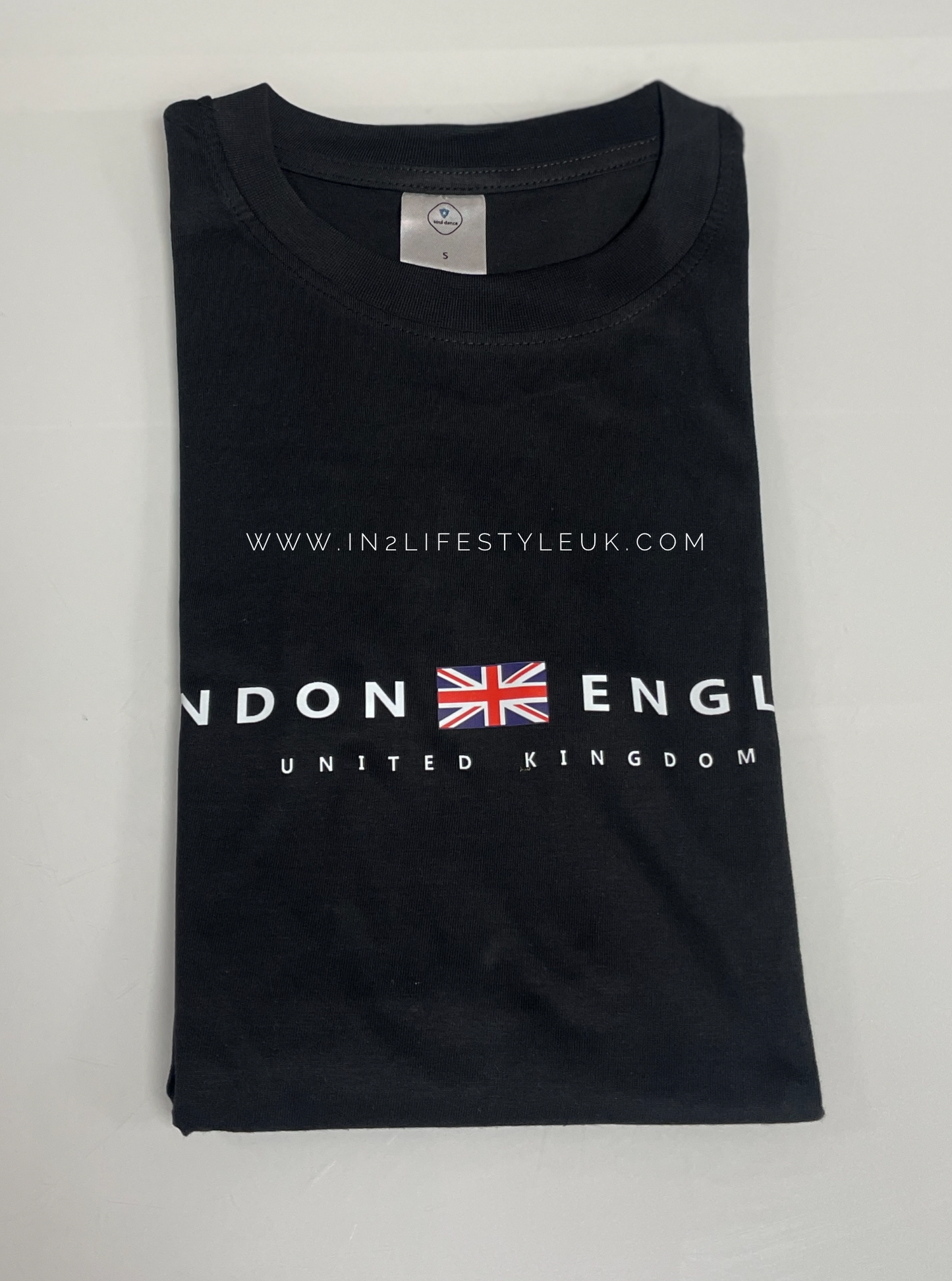 LST13 Standard London Tshirt