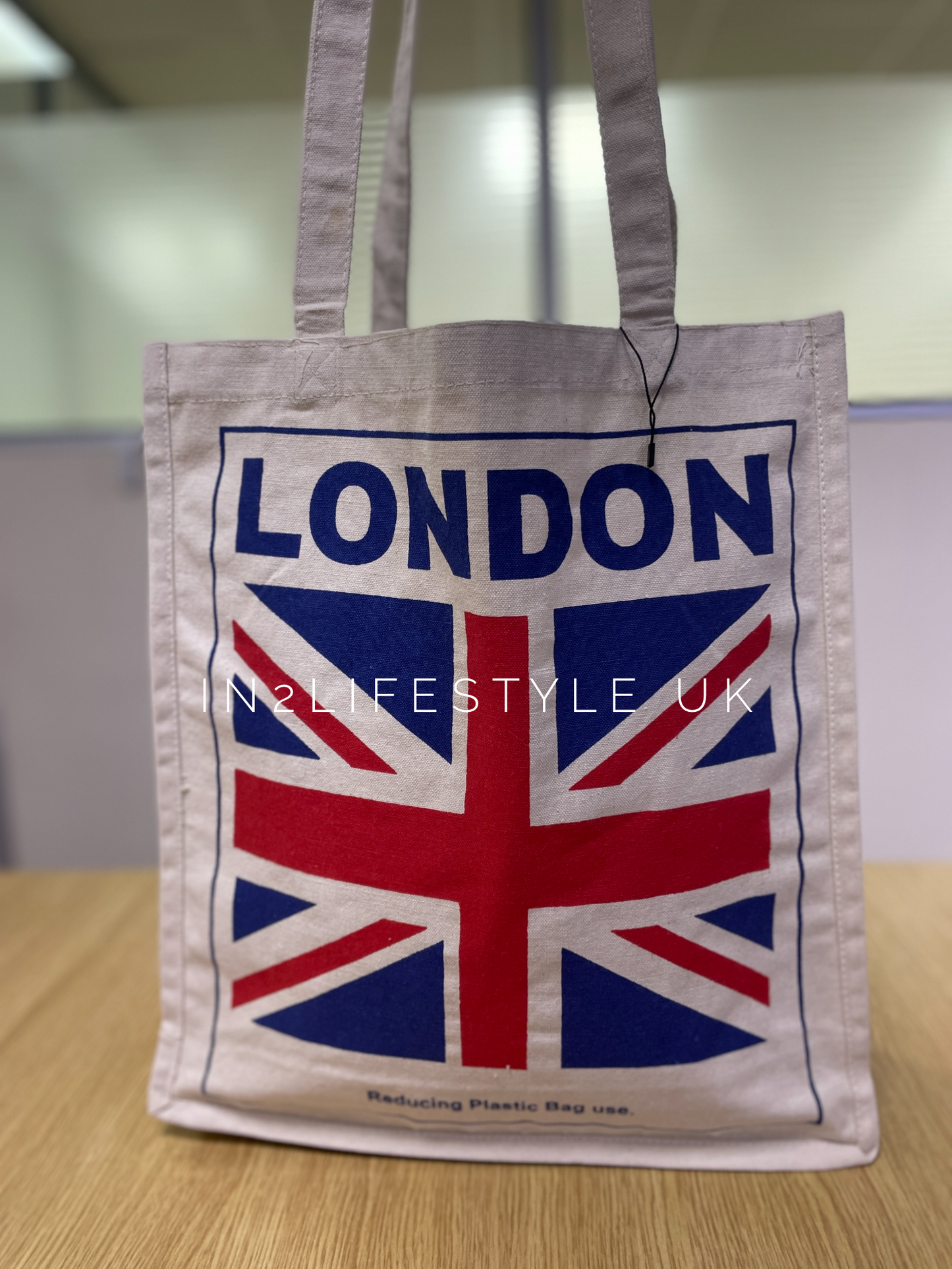 Premium Quality London Icon no zipper Tote Bag