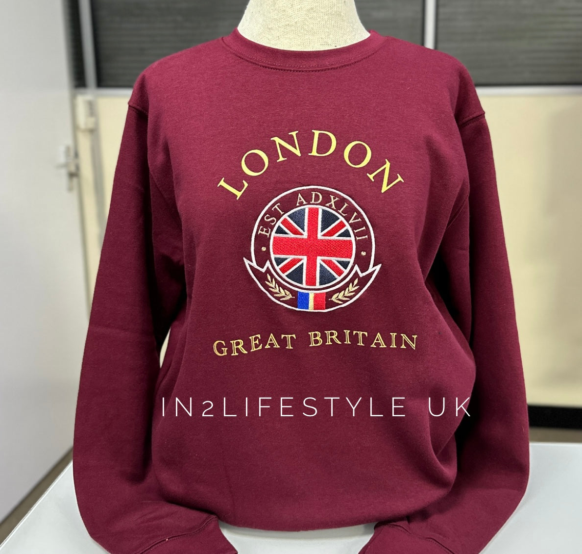 AH101 Premium London Sweater