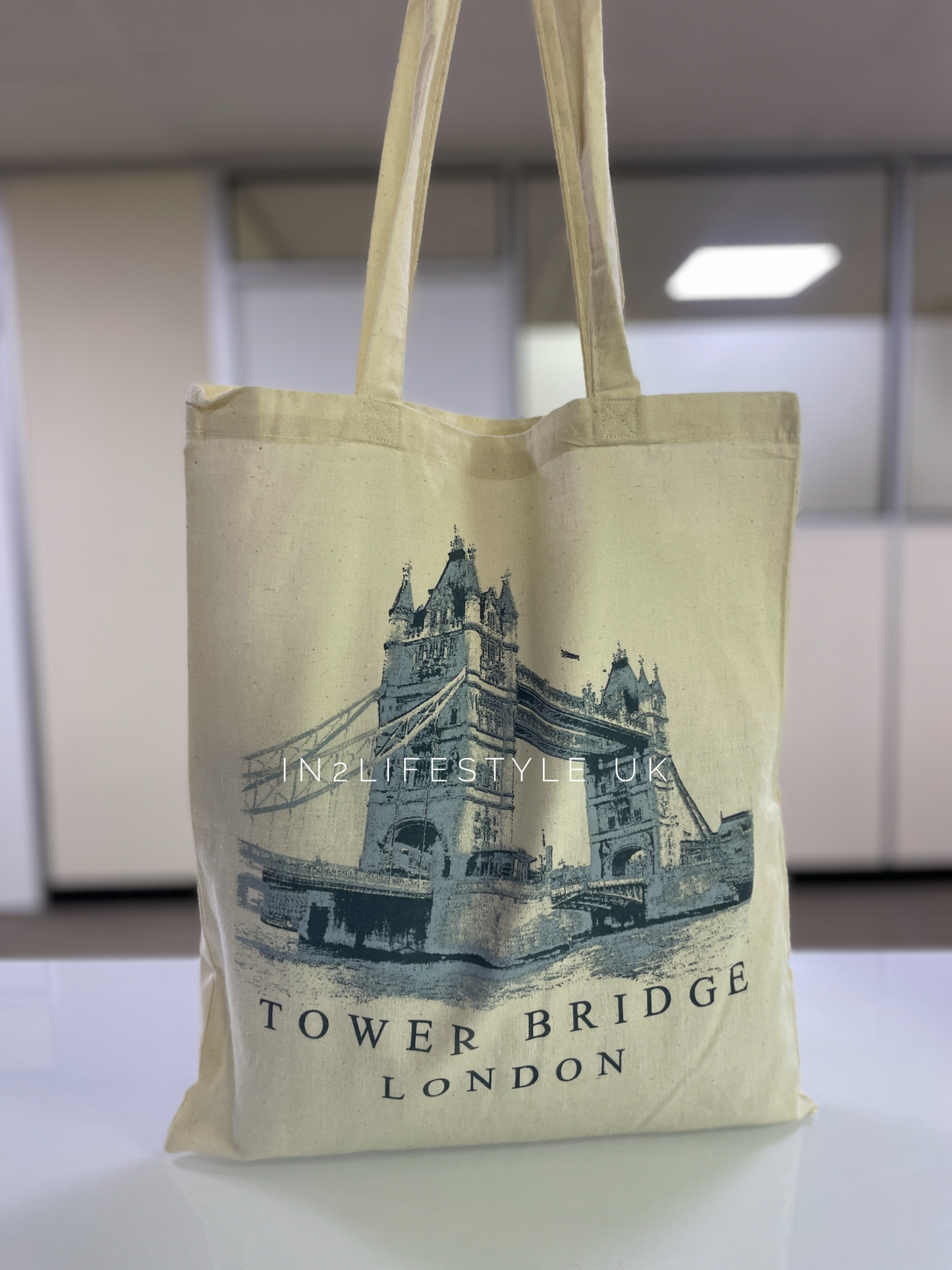 London Souvenir Cloth Tote Bags (no zipper)