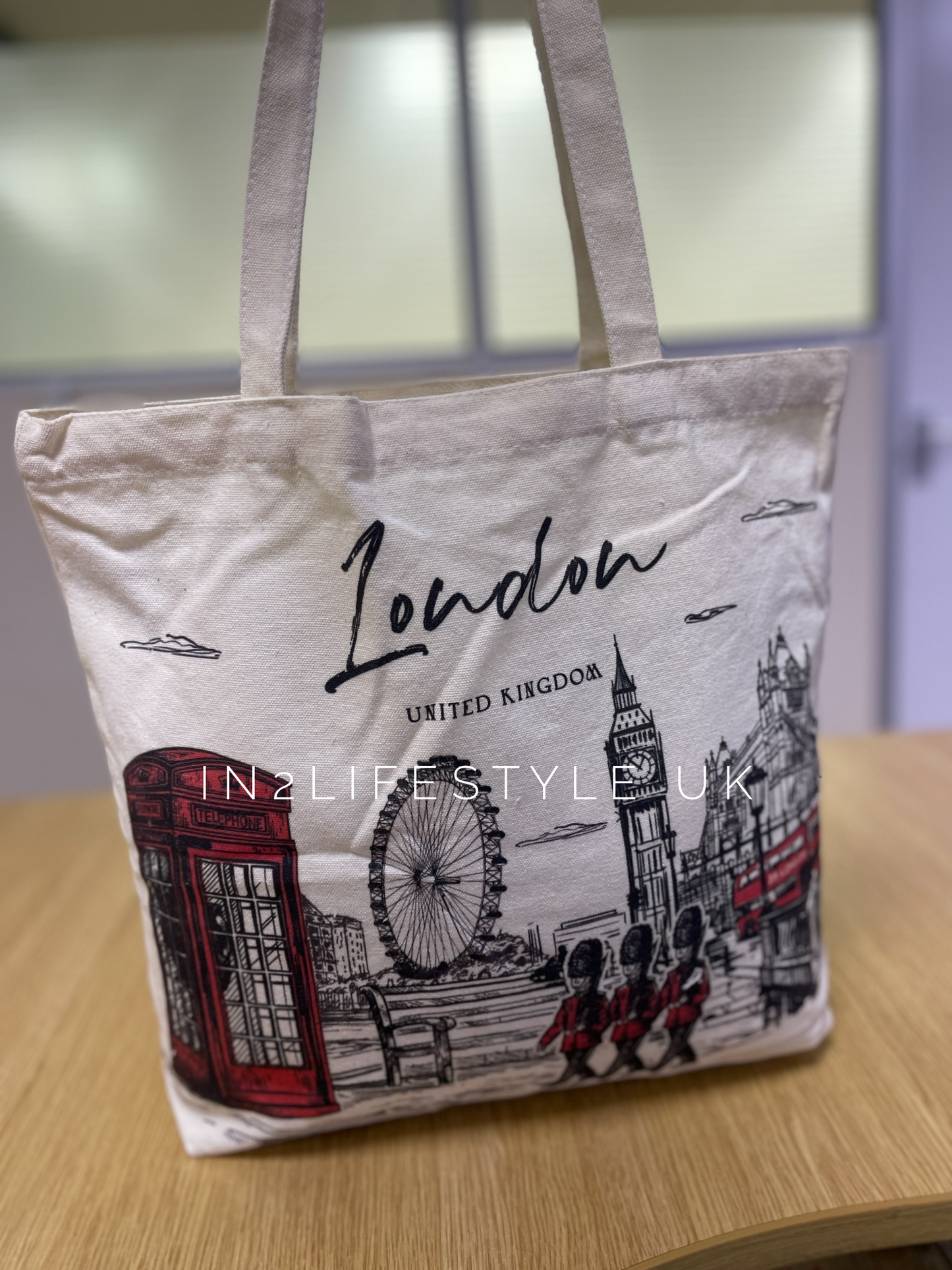 Premium Quality London Icon no zipper Tote Bag