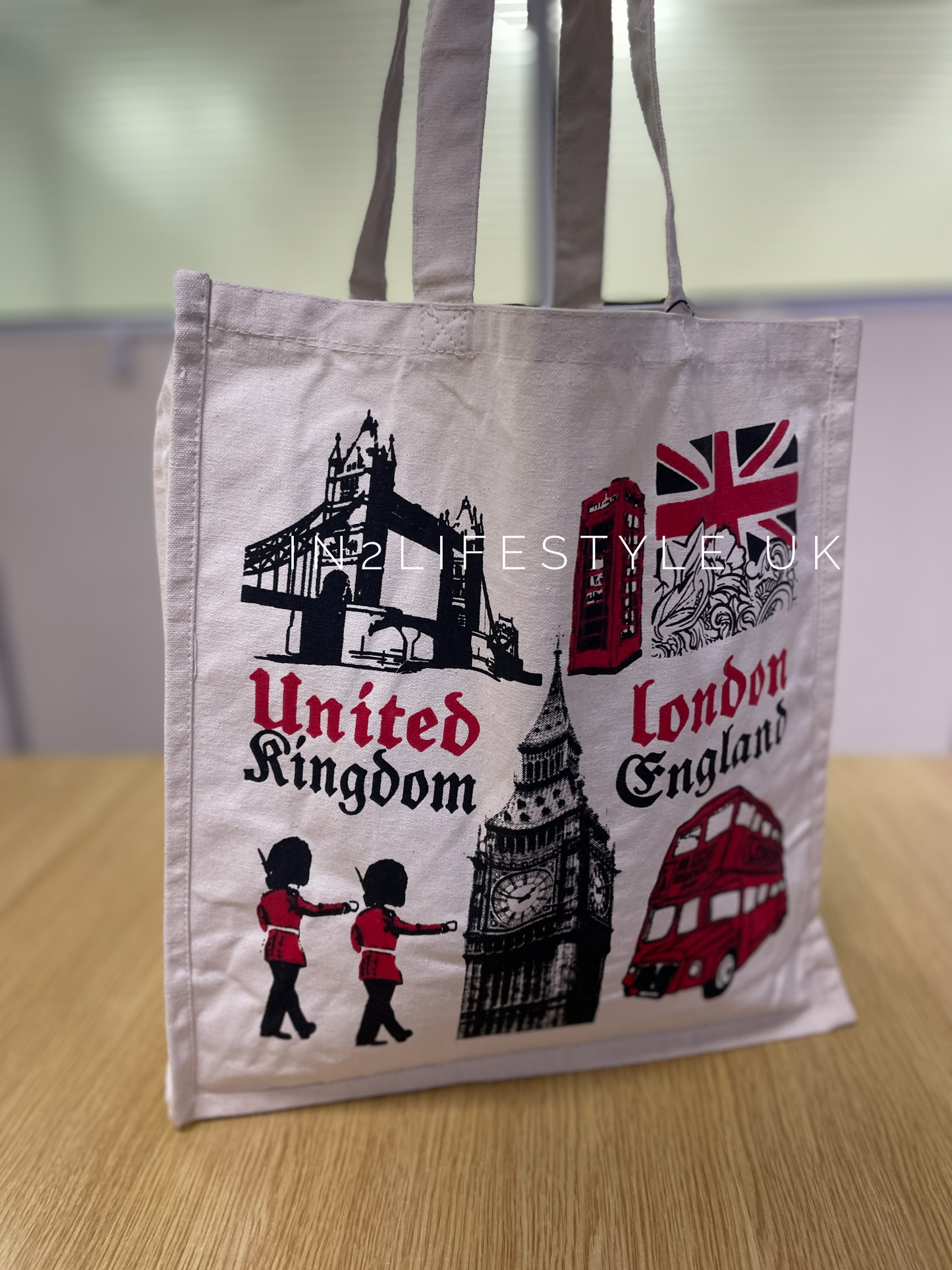 Premium Quality London Icon no zipper Tote Bag