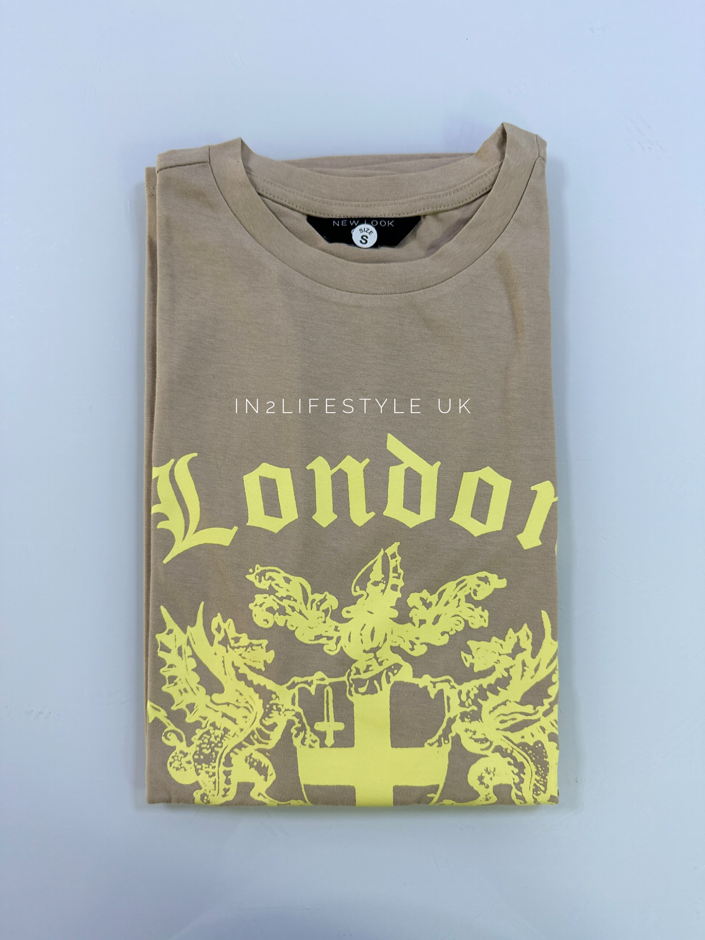 LST05 Standard London Tshirt