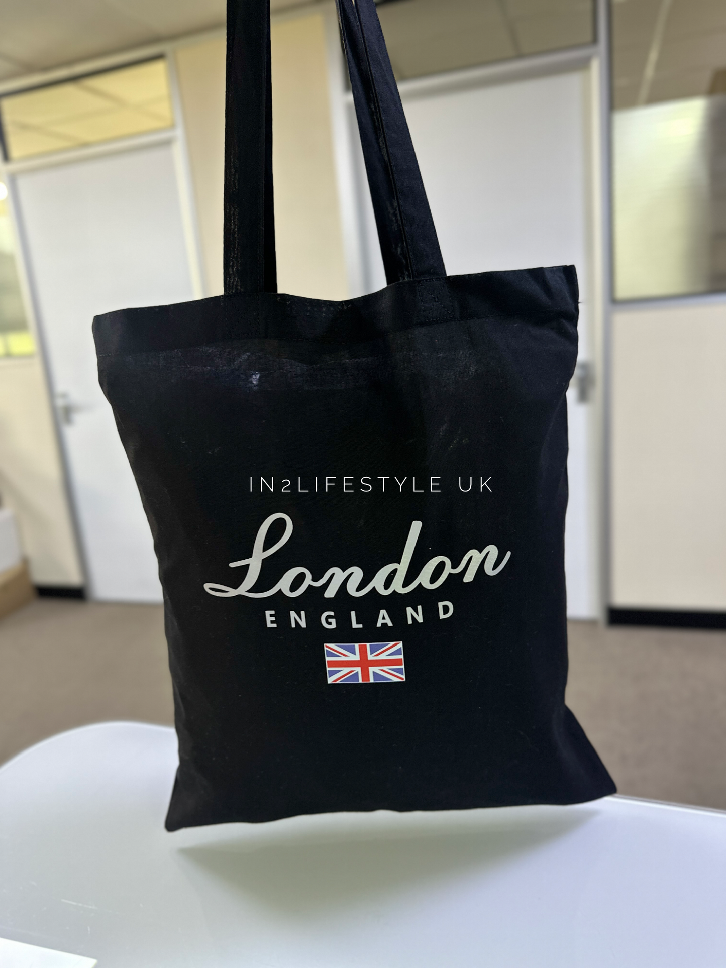 London Souvenir Cloth Tote Bags (no zipper)